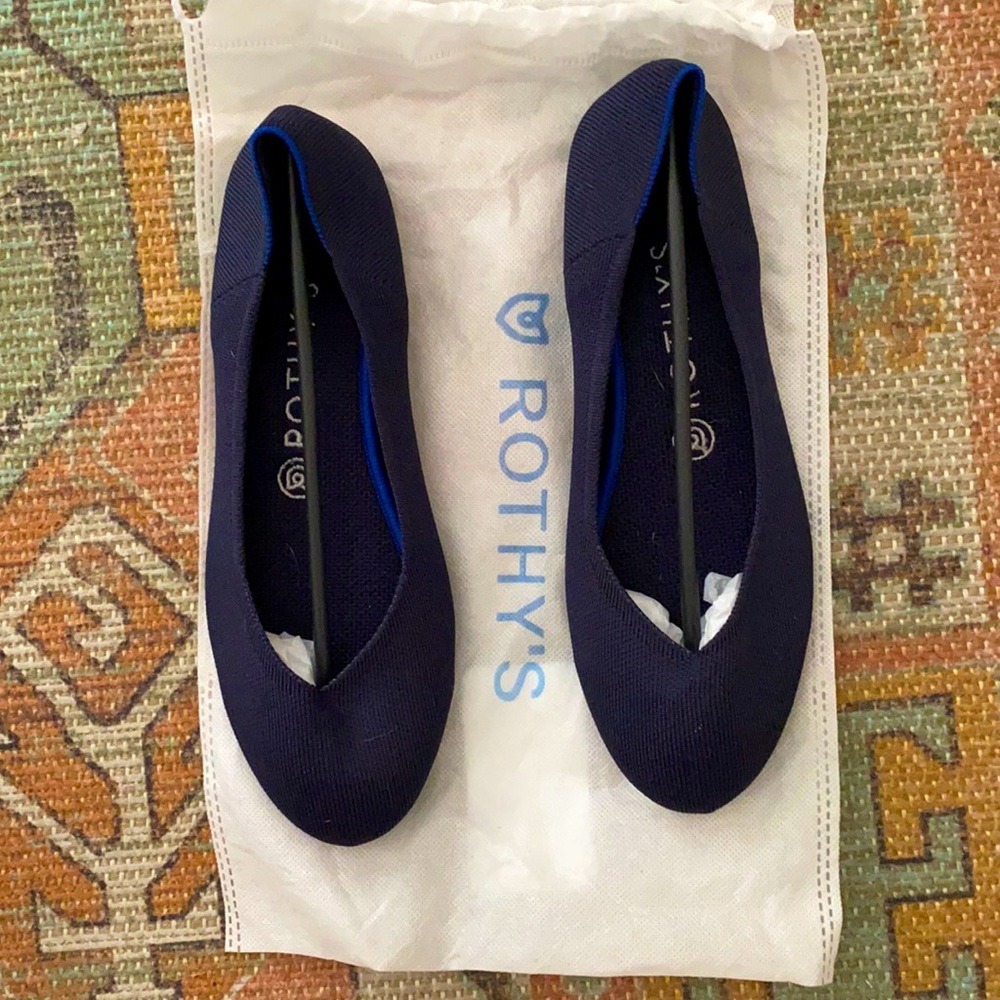 Never worn Rothy’s